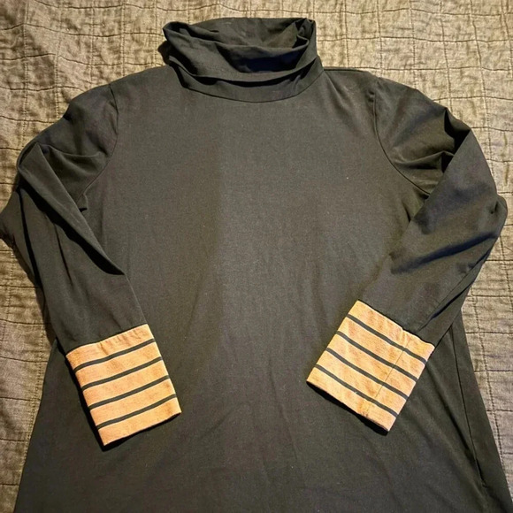 MarleyLilly mock turtleneck pullover‎ top NWOT Size Large - Picture 1 of 5